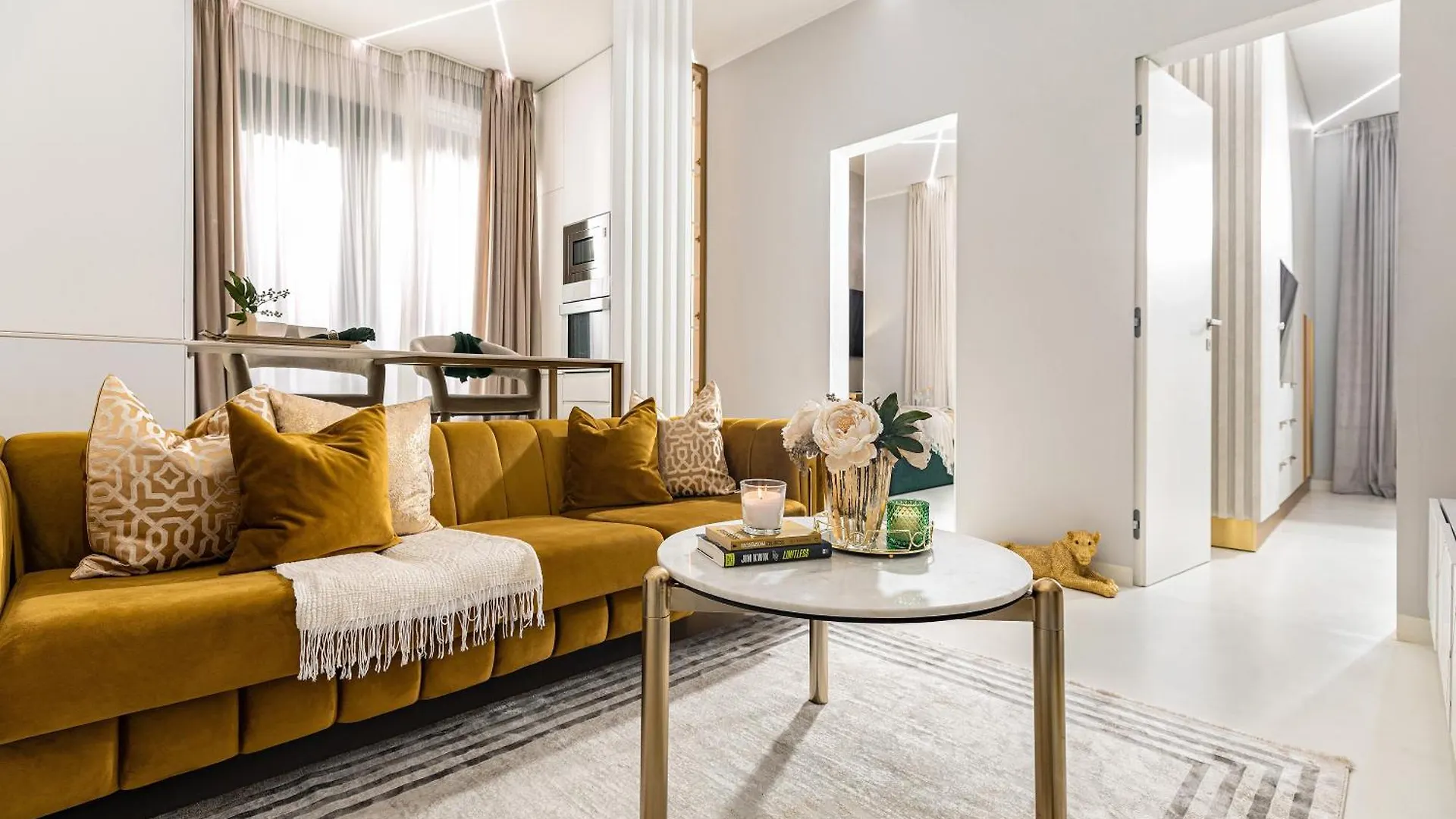 Qult - Alfie Apartment Bucharest 0*,
