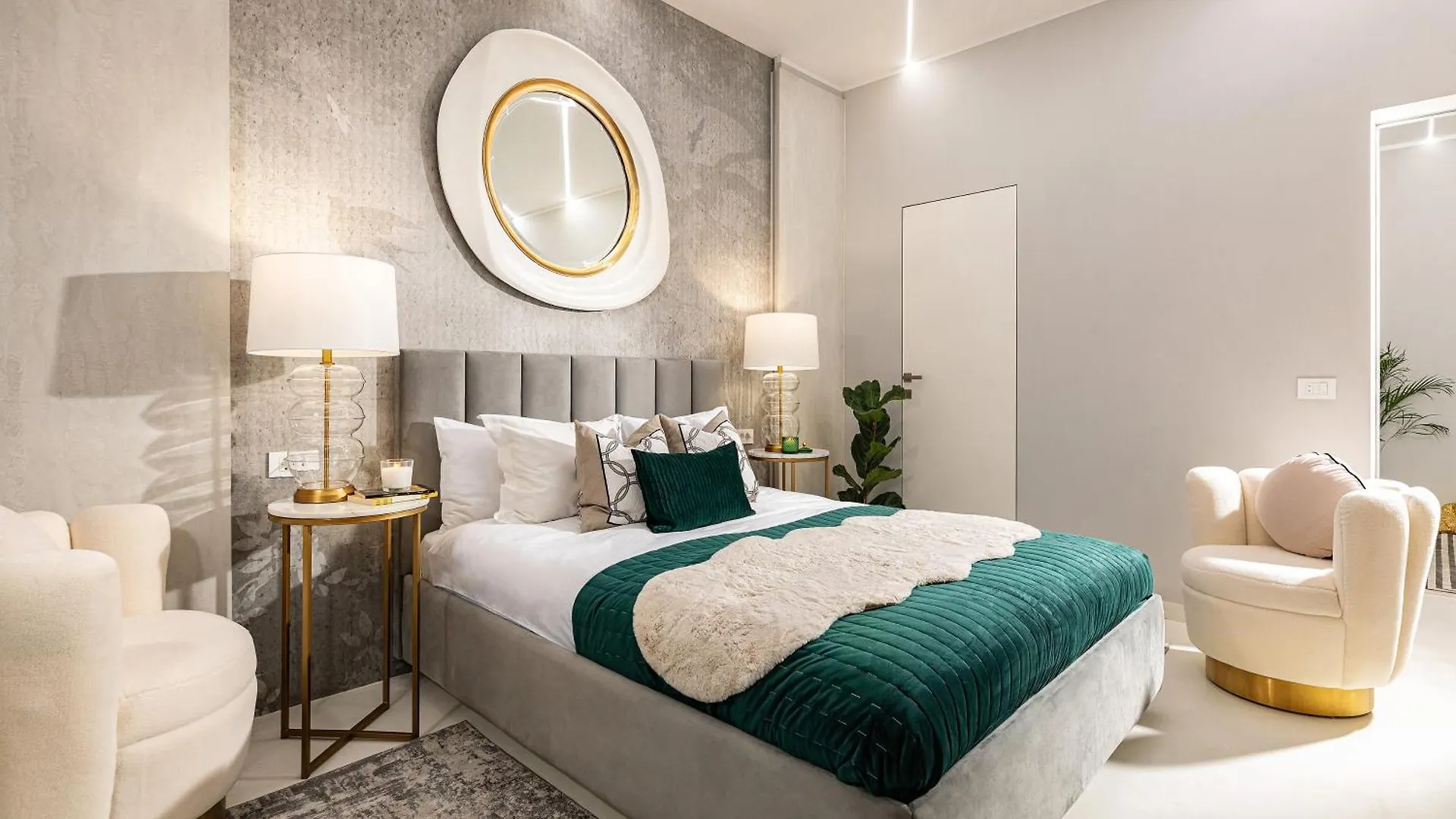 Qult - Alfie Apartment Bucharest