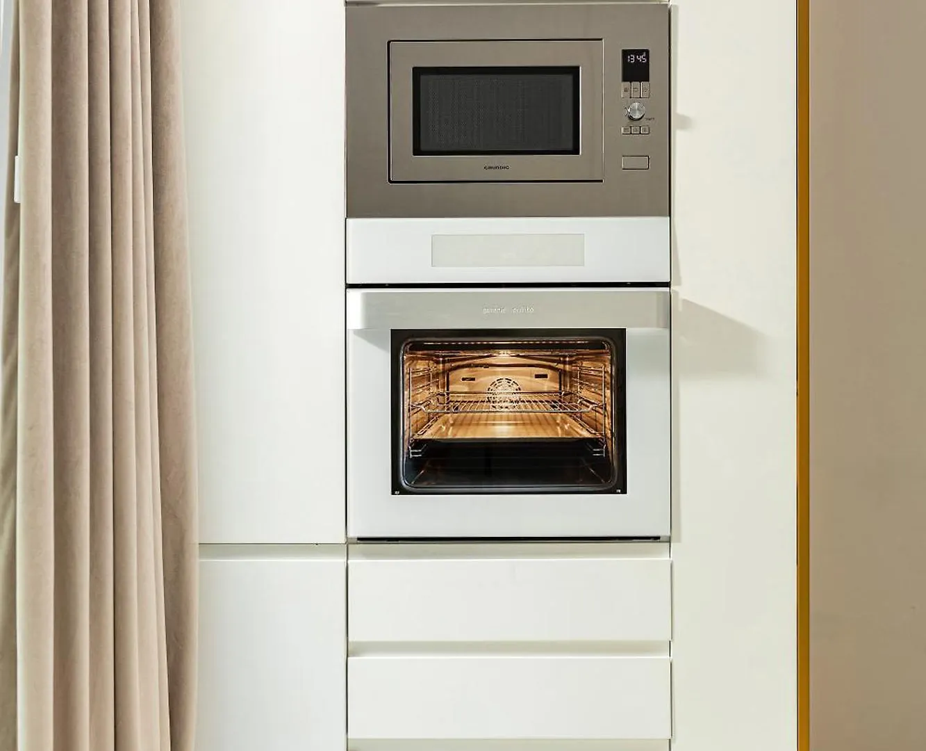 Qult - Alfie Apartment Bucharest